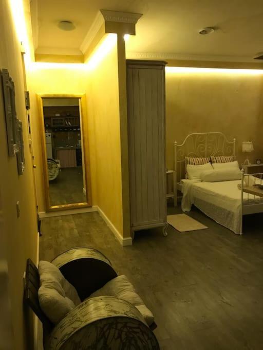 Cosy Apartment In City Centre Ioannina Ngoại thất bức ảnh